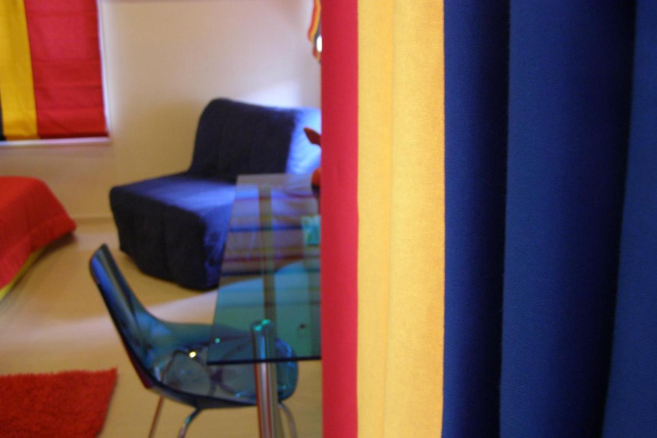 Room In A Neoclassical House - Ladybug Kastoria Buitenkant foto